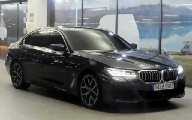 인천사회초년생중고차 5시리즈 (G30) 530i M 스포츠 매물 사진 8 - 2022/03 59,612km